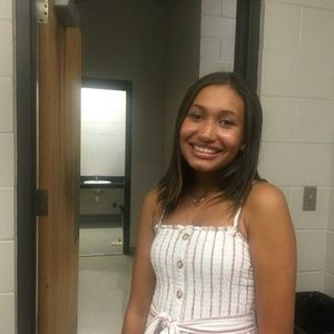 Meet your Posher, Mara